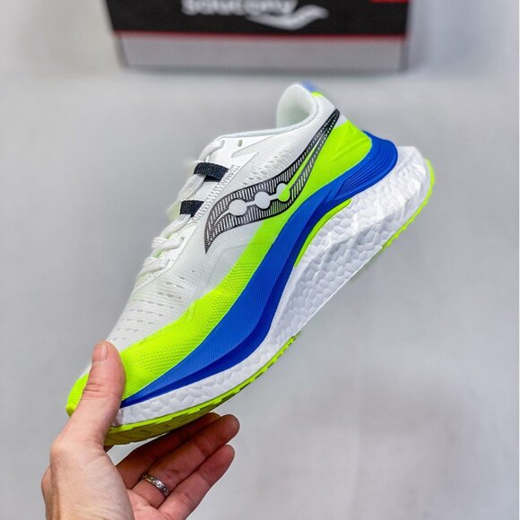 Saucony Triumph 20 Shock & Absorbing Mesh Sneakers main image 5